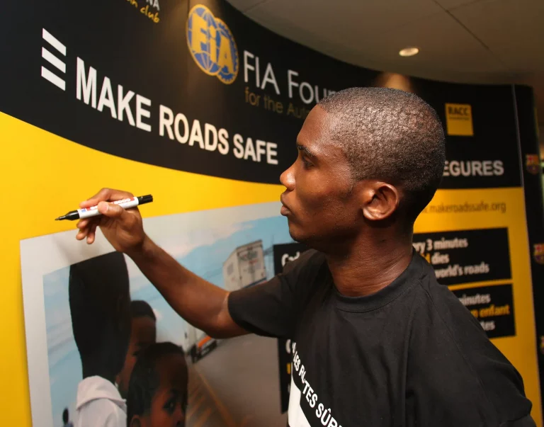 Coup de gueule à propos de Valsero - flickr.com makeroadssafe